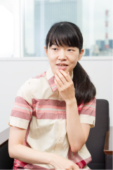 畑野智美（はたの・ともみ）