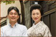 「芸者の世界はおもてなしがお仕事です」