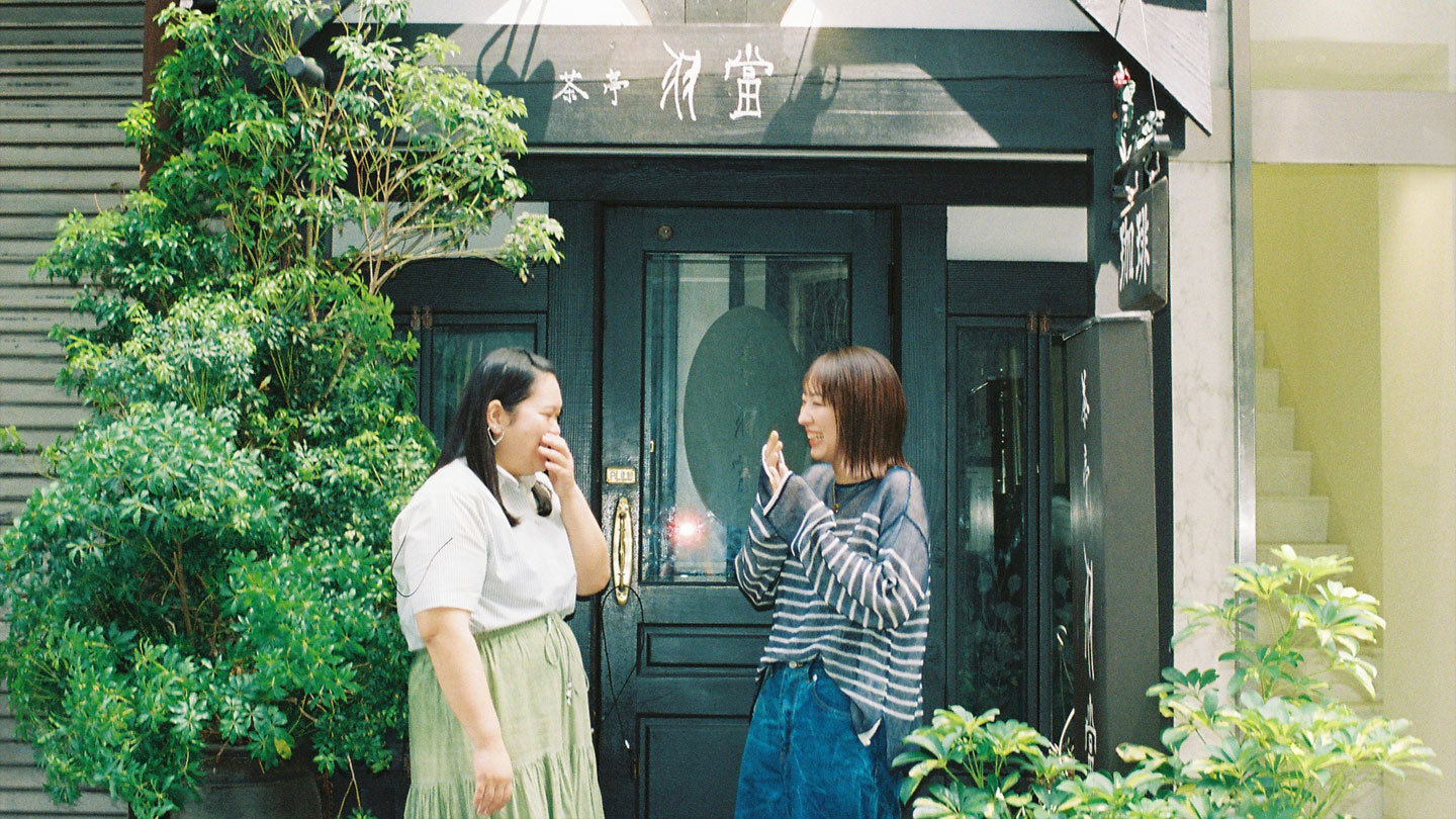 小原 晩×田辺智加（ぼる塾） “わたしなんて”を越えて話す「好き」と「失敗」のこと